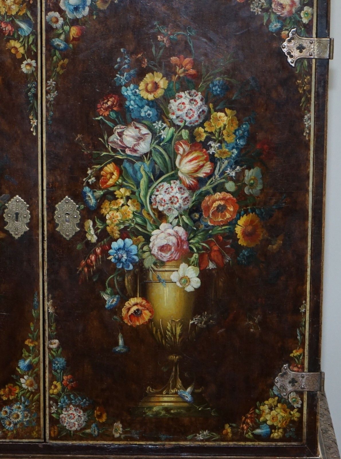 1840 Italain Venetian Cabinet On Stand Polychrome Painted & Lion Heads Carvings photo 3950.0