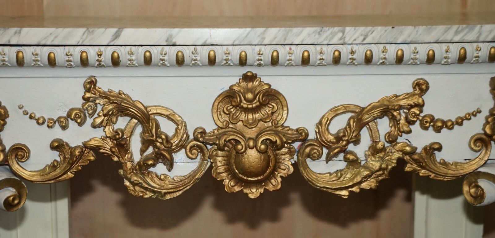 photo furniture Antique Italian Hand Carved Giltwood & Marble Console Table Circa 1860 Venice