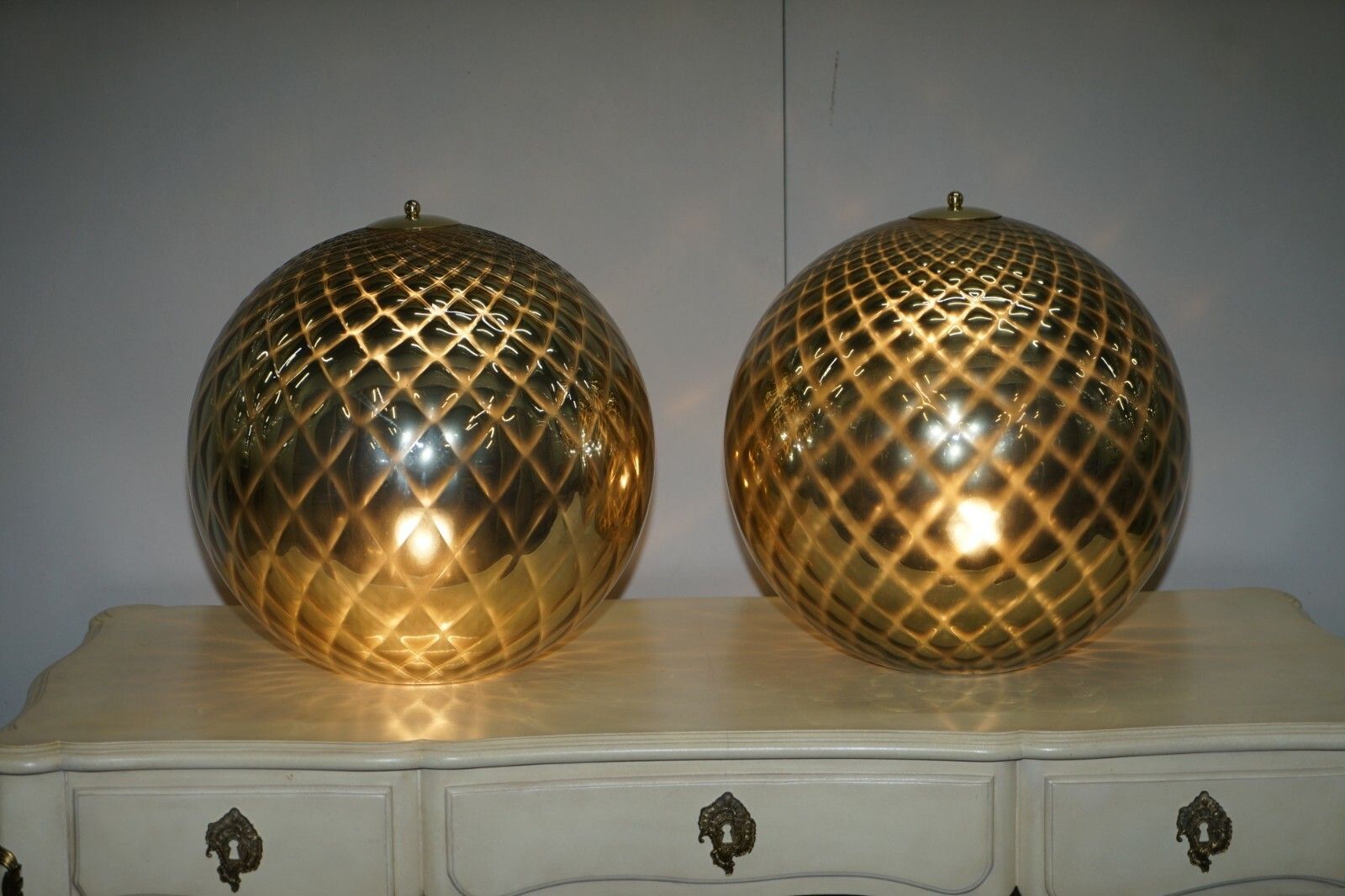 Sublime Pair Of Original Murano Glass Diamond Patina Sphere Gold Tables Lamps photo furniture