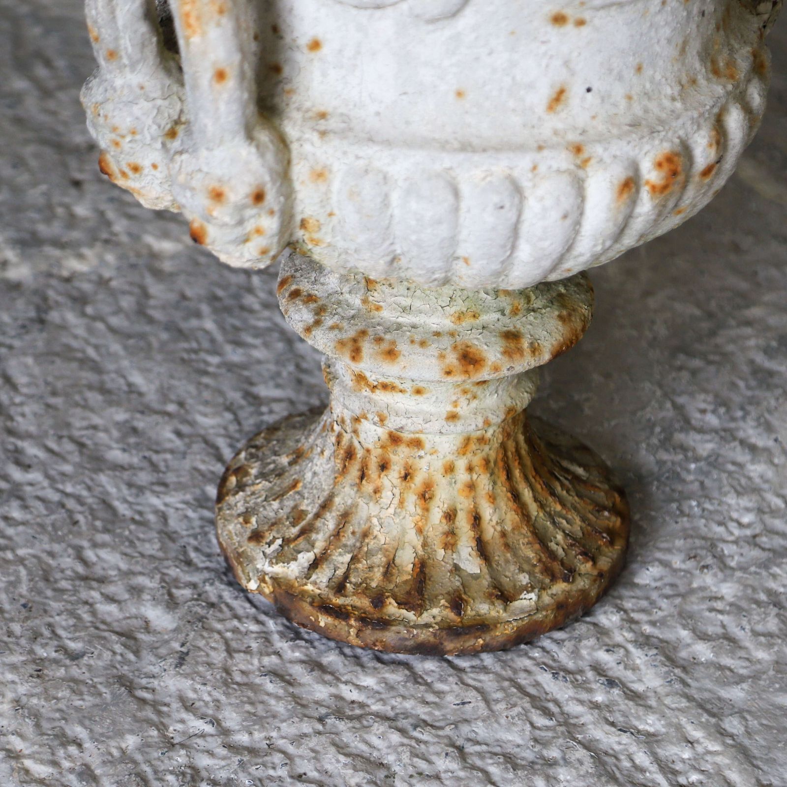 19th Century Garden Antique Andrew Handyside Campana Cast Iron Weathered Urn photo 845.0