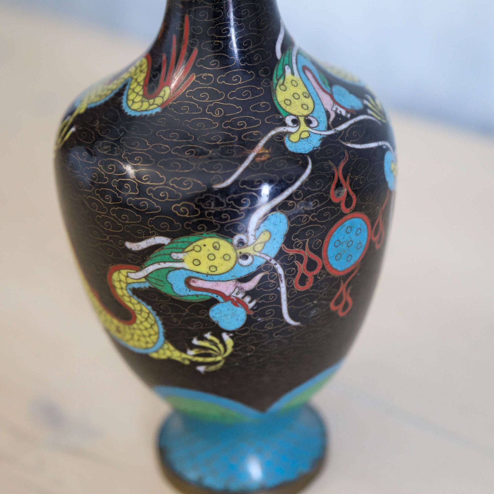 Decorative Antique Japanese Cloisonné Vase With A Dragon & Turquoise Enamelling photo vinterior