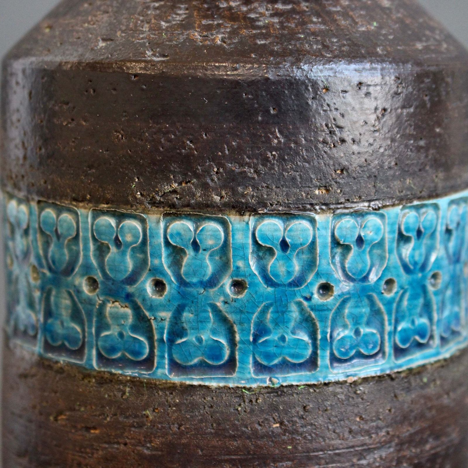 1080.0 Mid Century Italian Ceramic Trifoglio Range Vase By Aldo Londi For Bitossi (1964) photo
