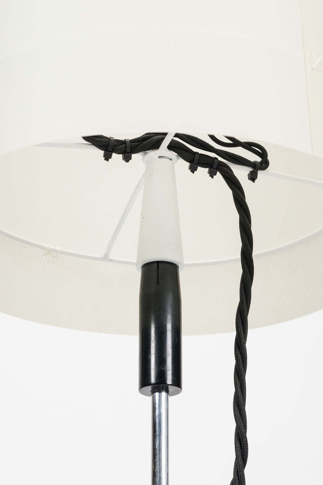 photo vinterior Ruser & Kuntner, Knoll International, Floor Lamp, 60s