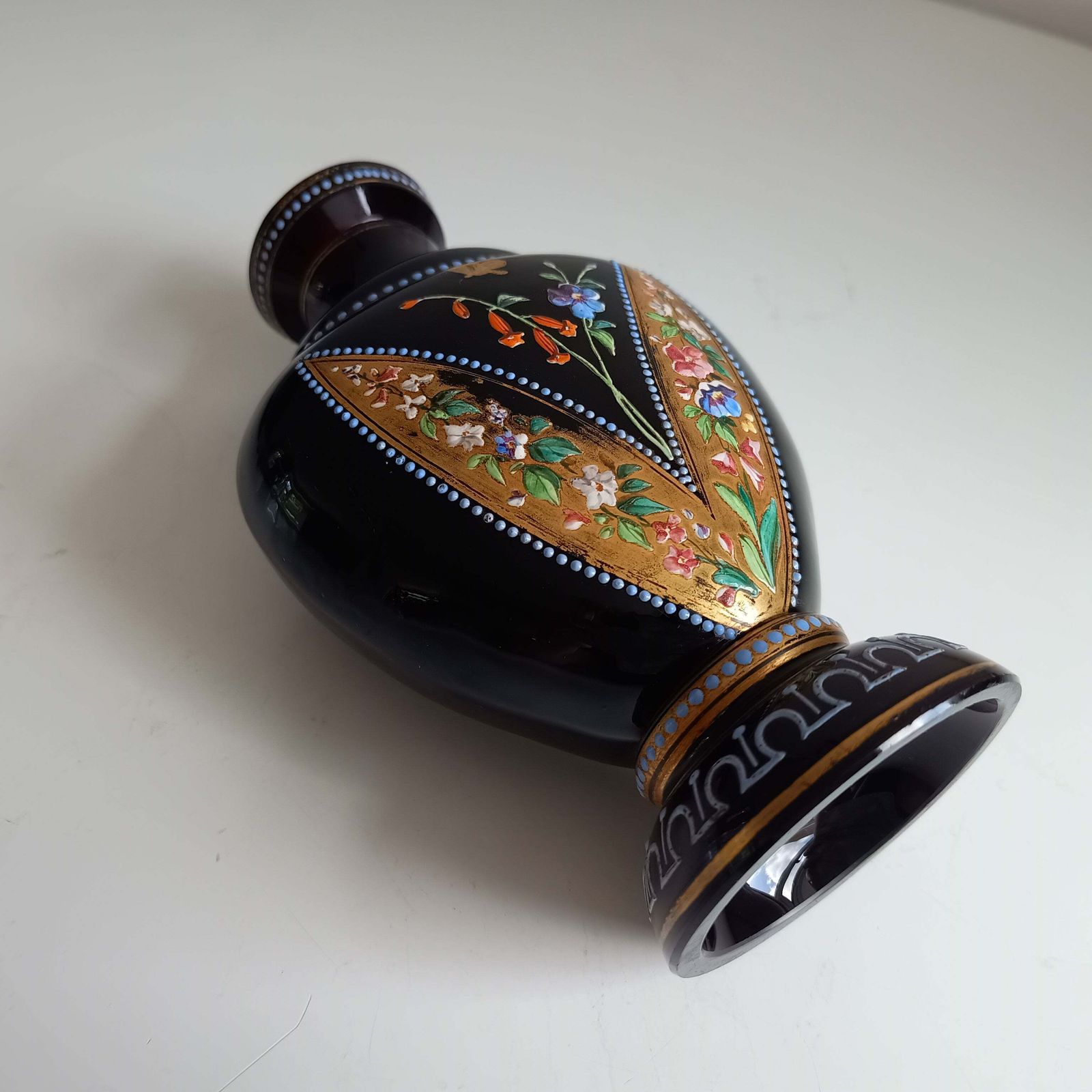 Rare Antique French Enamelled Black Glass Vase — Attributed To Legras Or Mont Joye, Neo Grec Belle époque 1885–1900 photo 285.0