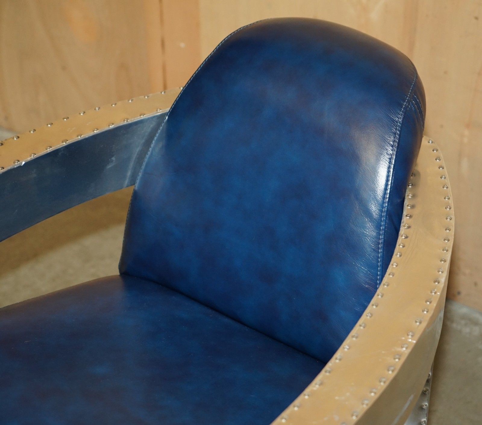 photo vintage Fine Pair Of Napoleonic Blue Leather Polished Aluminium Aviator Rocket Armchairs
