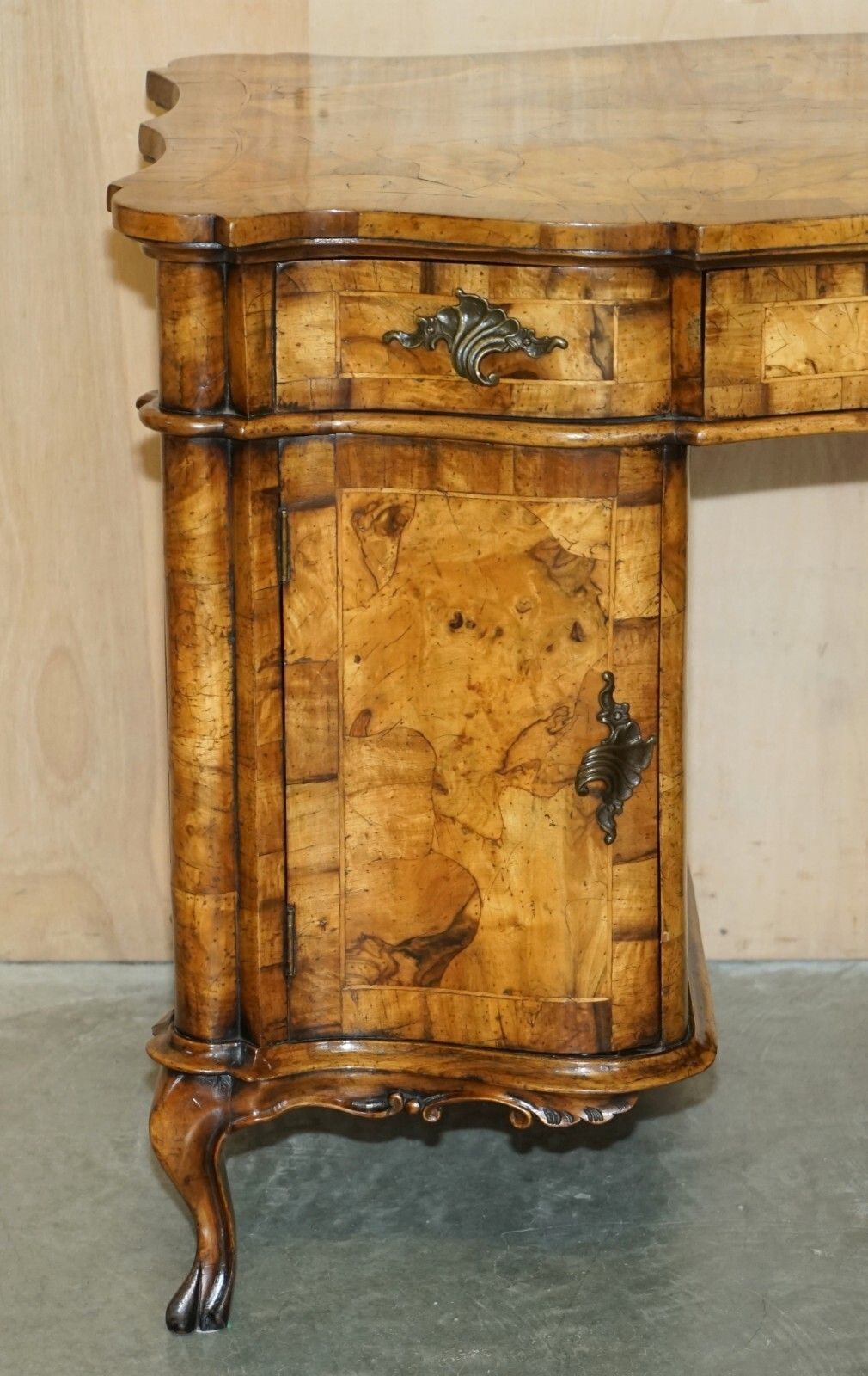 Exquisite Antique Italian Circa 1860 Olive Wood Desk Writing Table Sublime Wood photo Furniture