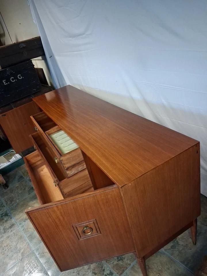 Mid Century Side Board 1960.S Credenza Greaves And Thomas photo vinterior