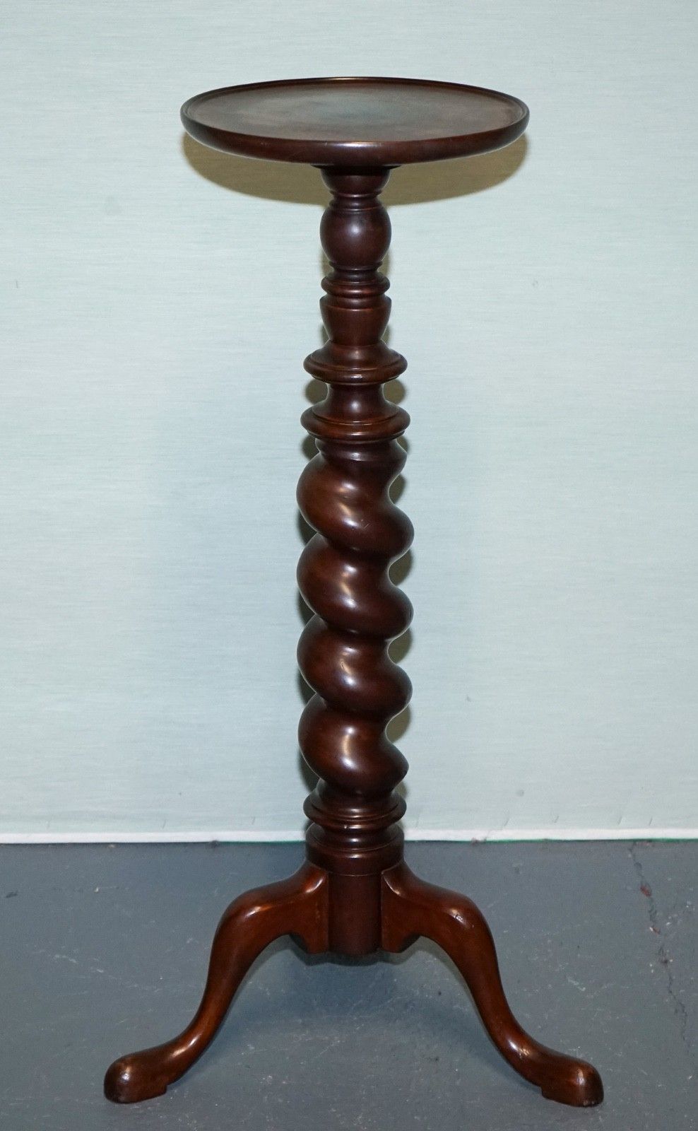 Vintage Hardwood Barley Twist Pedestal Plant Stand Side Table photo for sale