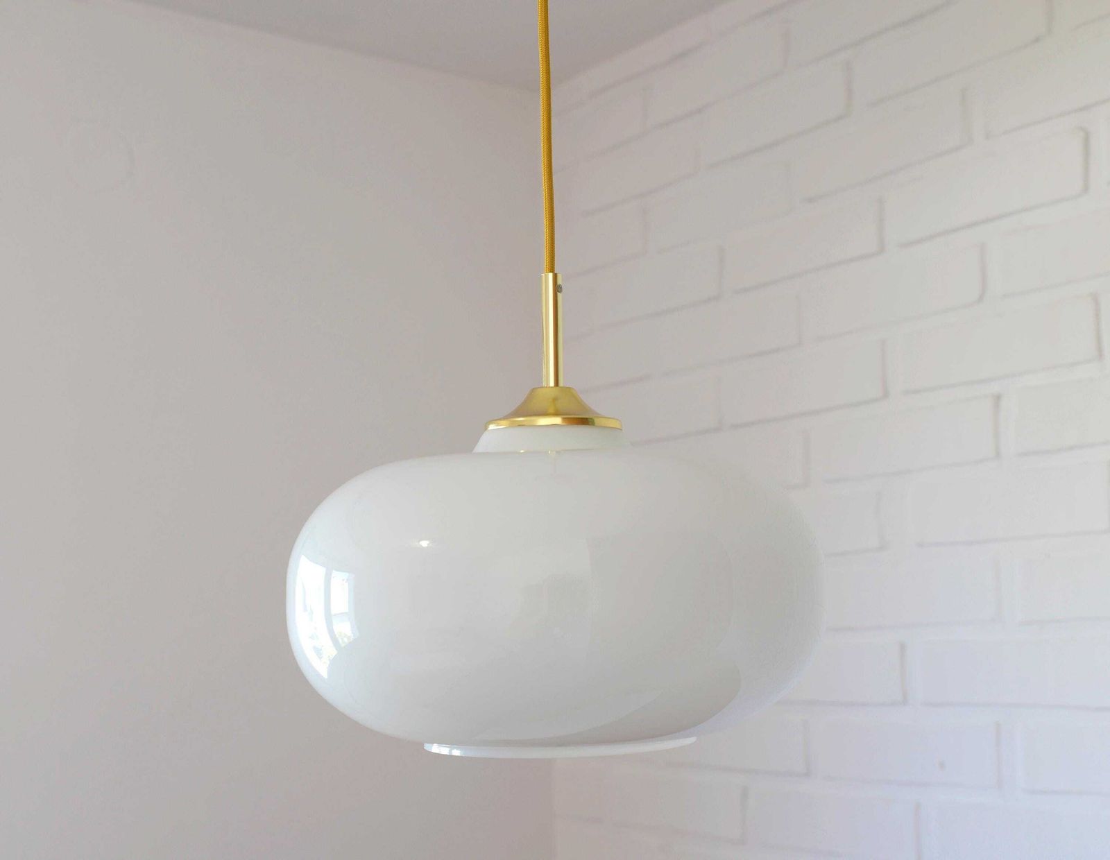 Vintage White Pendant Lamp / Redesign Ceiling Light / Mid Century Modern Yugoslavia 1970s / Hand Blown Glass / Ufo Light Fixture / Space Age