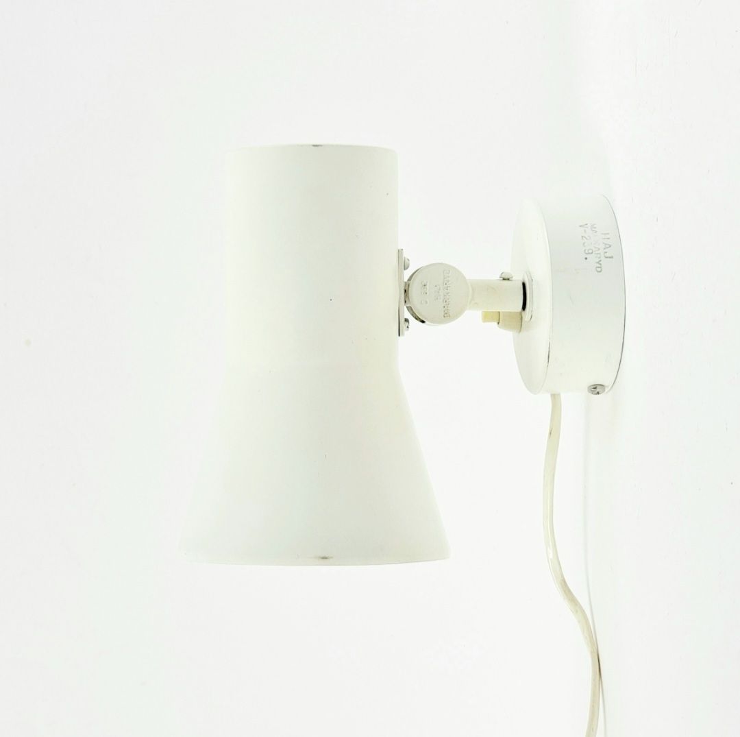 Pair Of Mid Century Scandinavian Wall Lights Model V 239 By Hans Agne Jakobsson, Sweden, 1960s photo vinterior