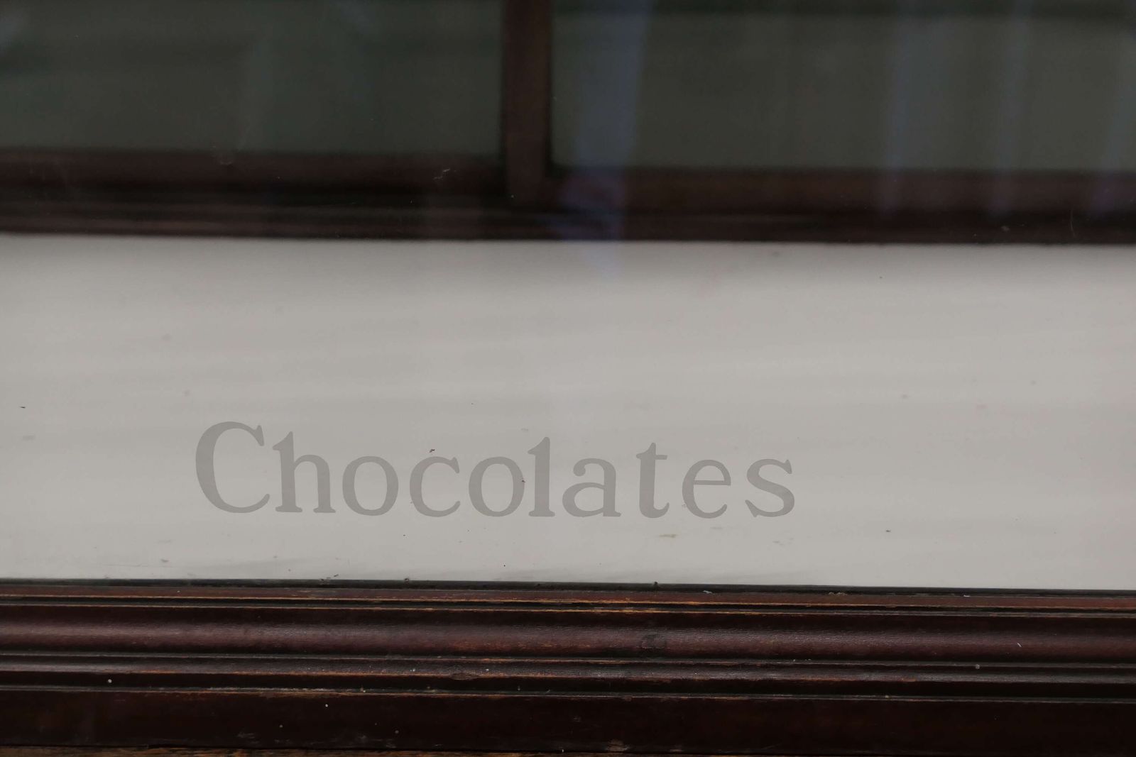 Edwardian Cadbury’s Counter Top Sweet Shop Display Cabinet photo Furniture