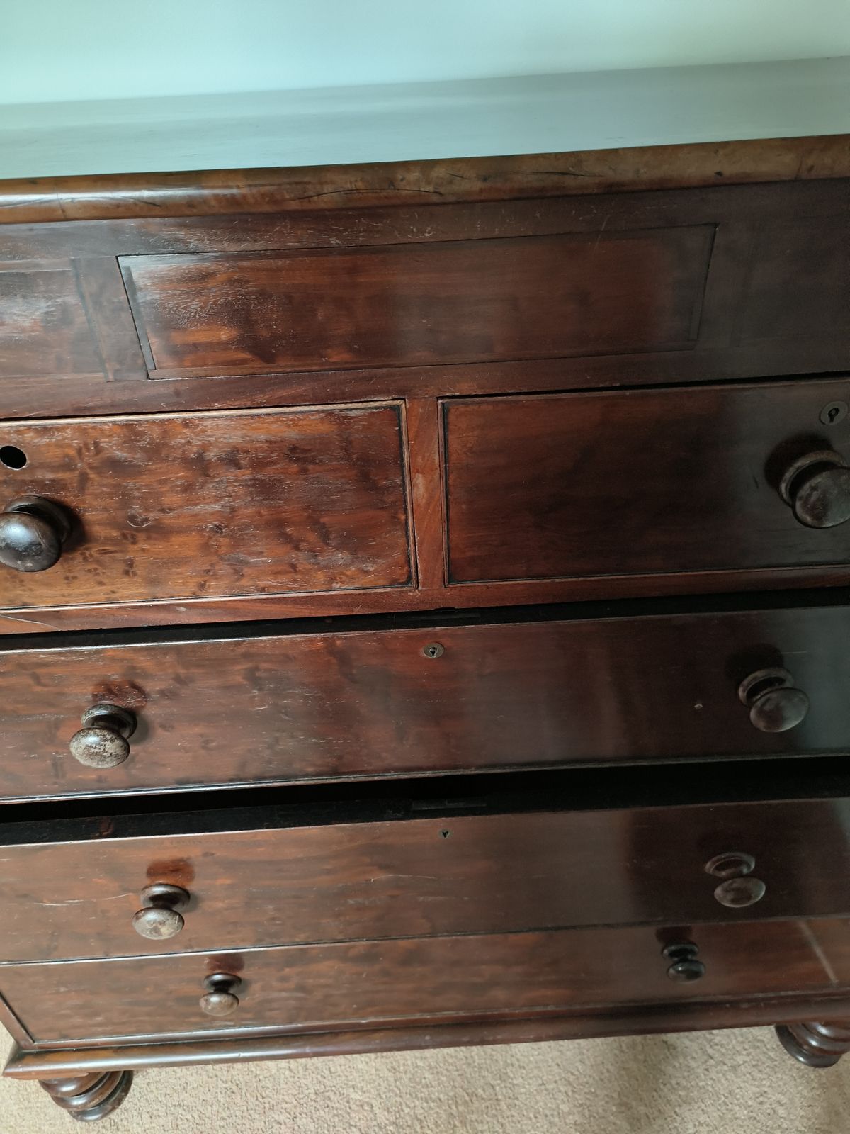 Mahogany Chest Of Drawers photo Furniture