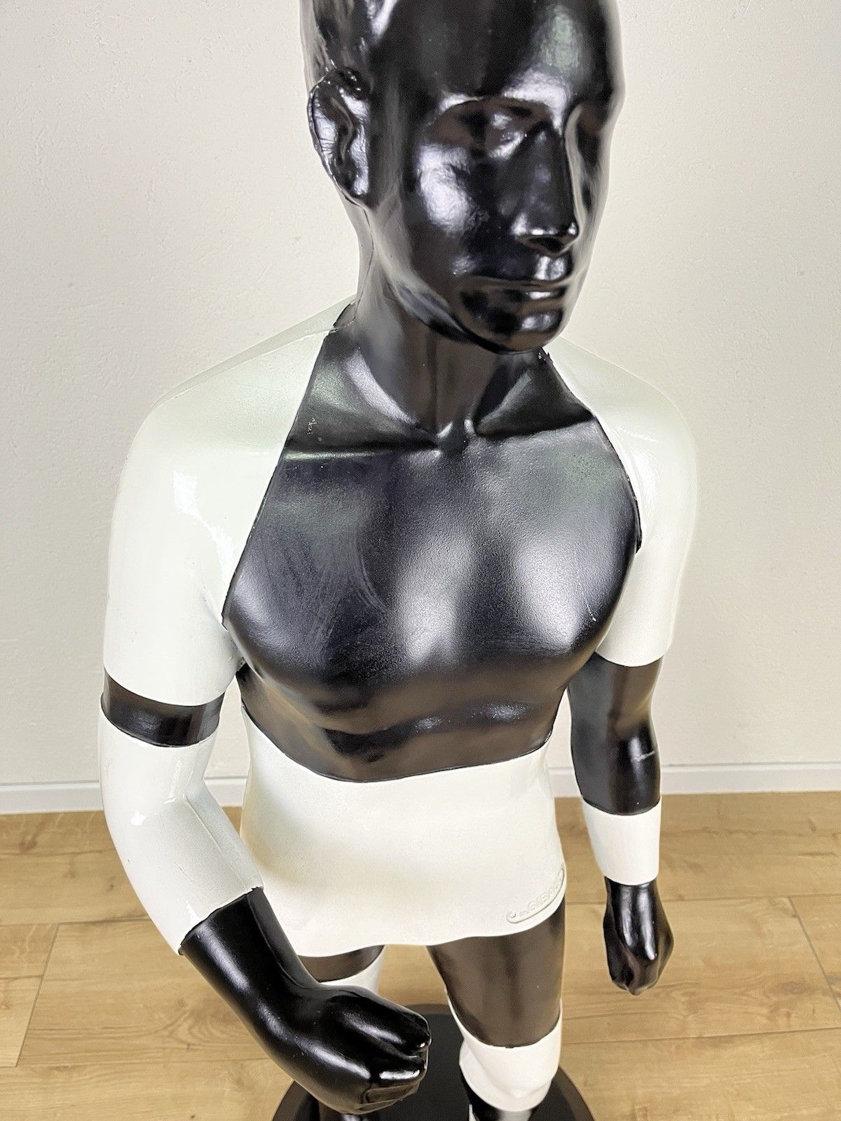 DR. Gibaud 80’s Vintage Design Advertising Mannequin photo vinterior