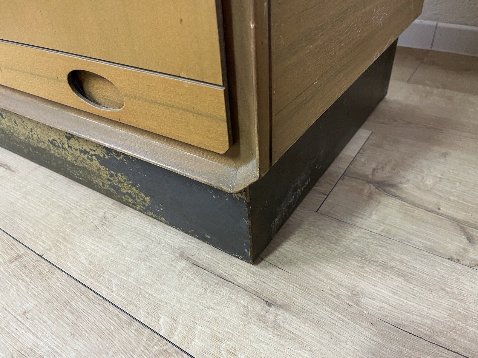 photo vinterior 1960’s Brass Wood Console Chest Of Drawers Vintage Design