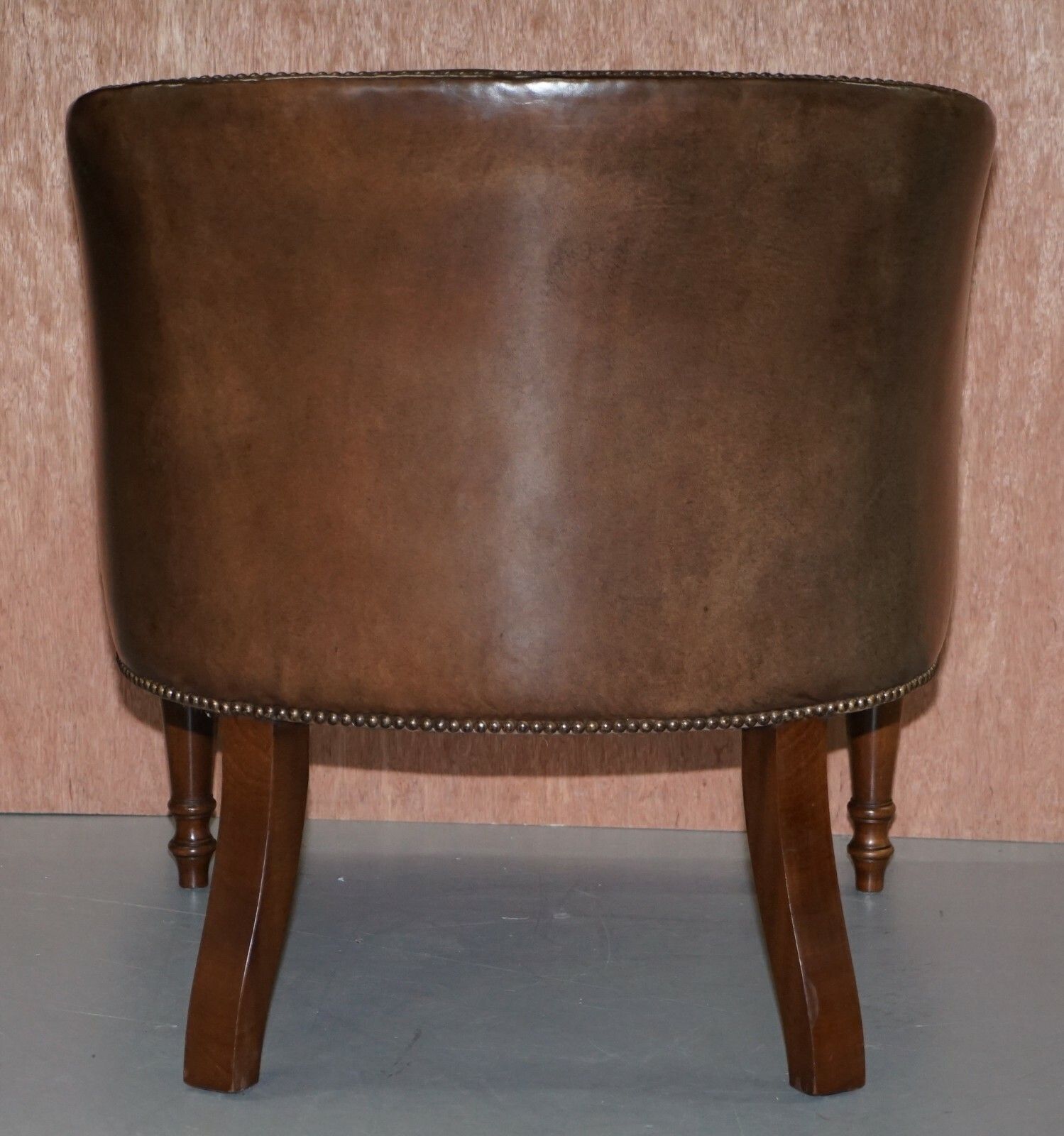 Pair Of Sublime Hand Dyed Barrel Back Tub Armchairs In Brown Leather Comfortable photo vintage