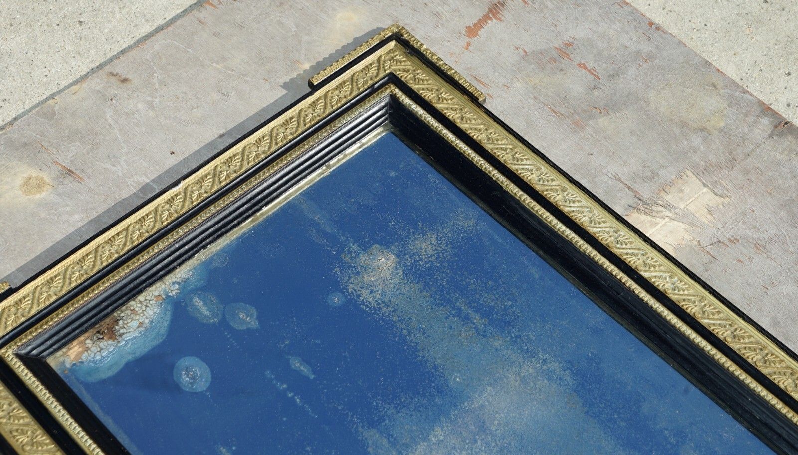 Antique Circa 1840 Italian Foxed Glass Original Plate Mirror Stunning Gilt Frame photo 2950.0