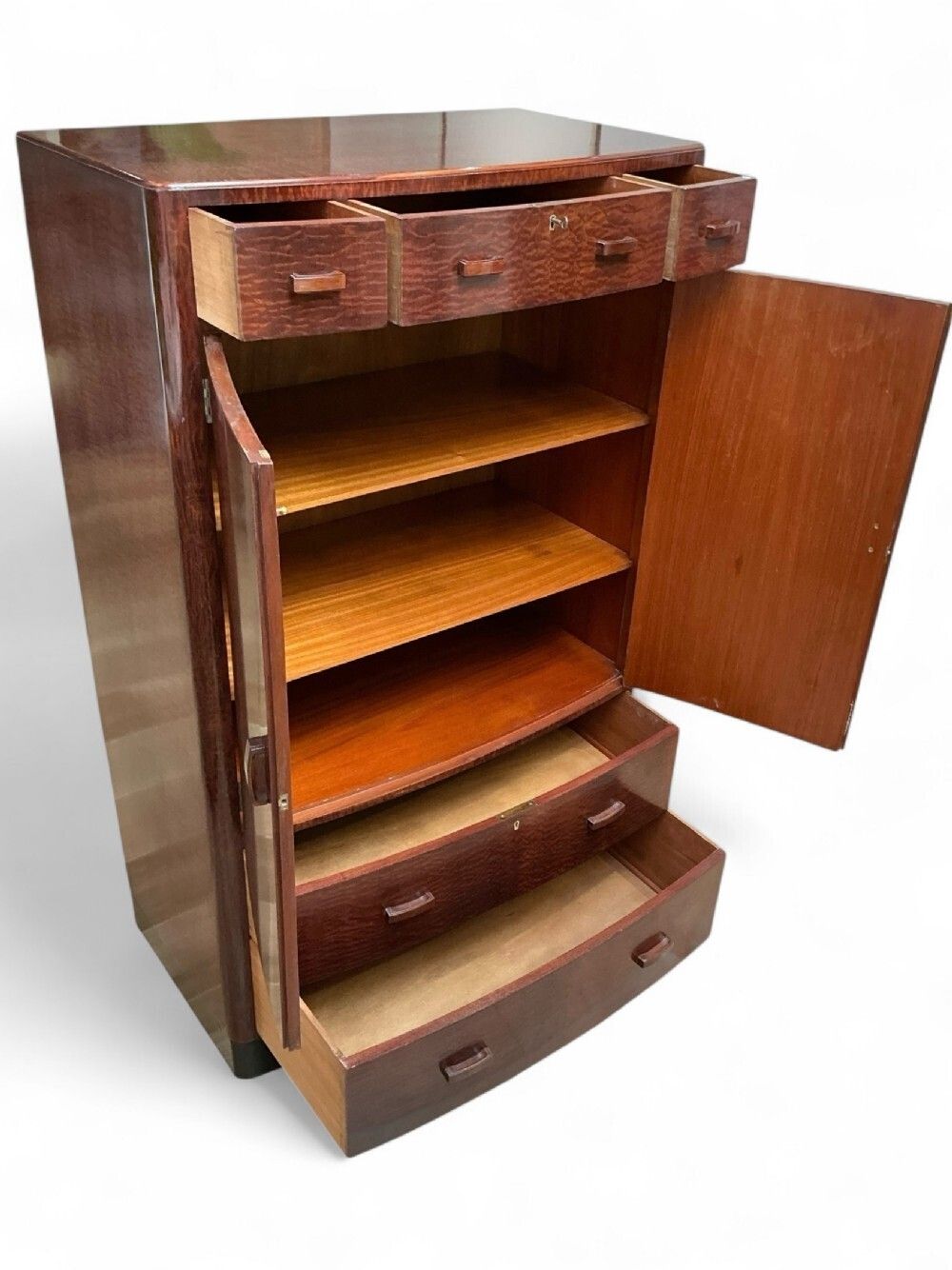 Art Deco Tallboy By Heal's photo vinterior