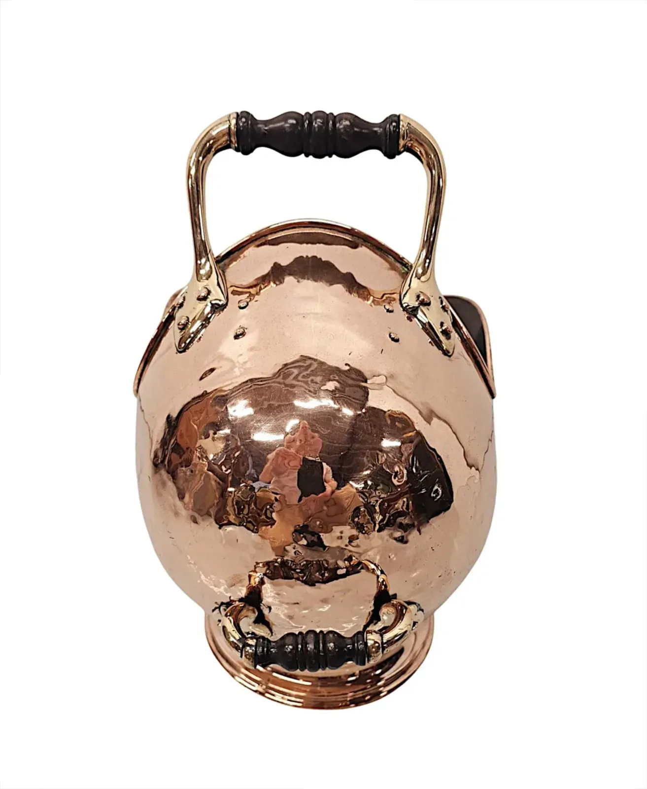 A Fabulous 19th Century Polished Copper And Brass Helmet Coal Scuttle photo vinterior