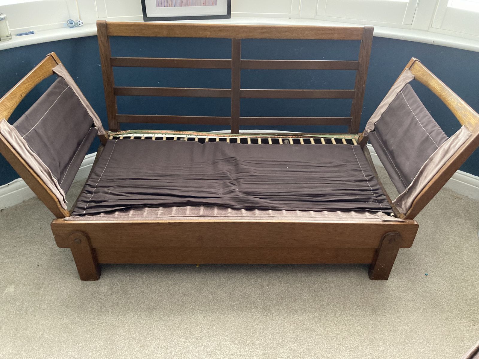 Heal’s Parker Knoll Oak Sofa, 1930s photo vintage