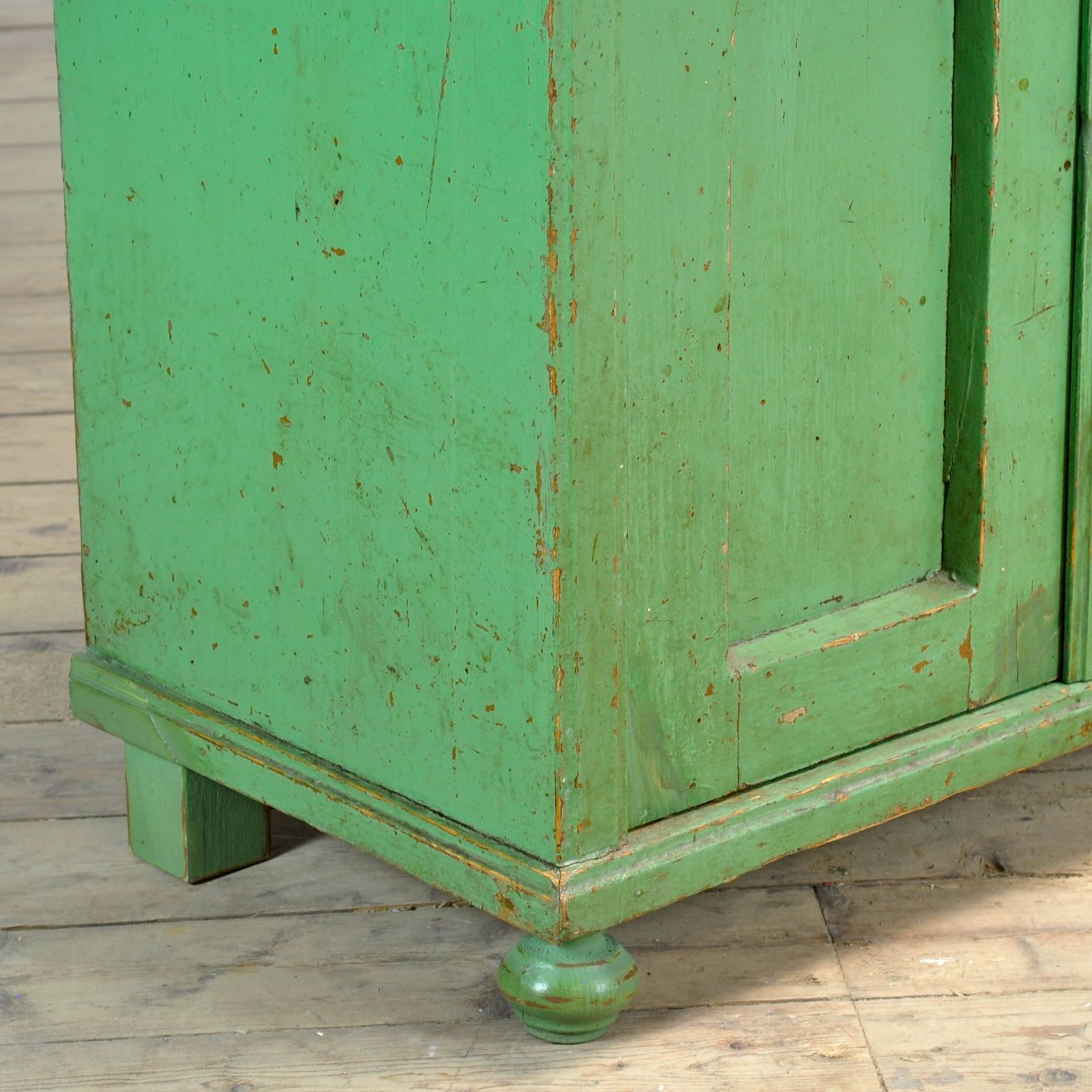 Solid Pine Dresser, 1910’s photo furniture