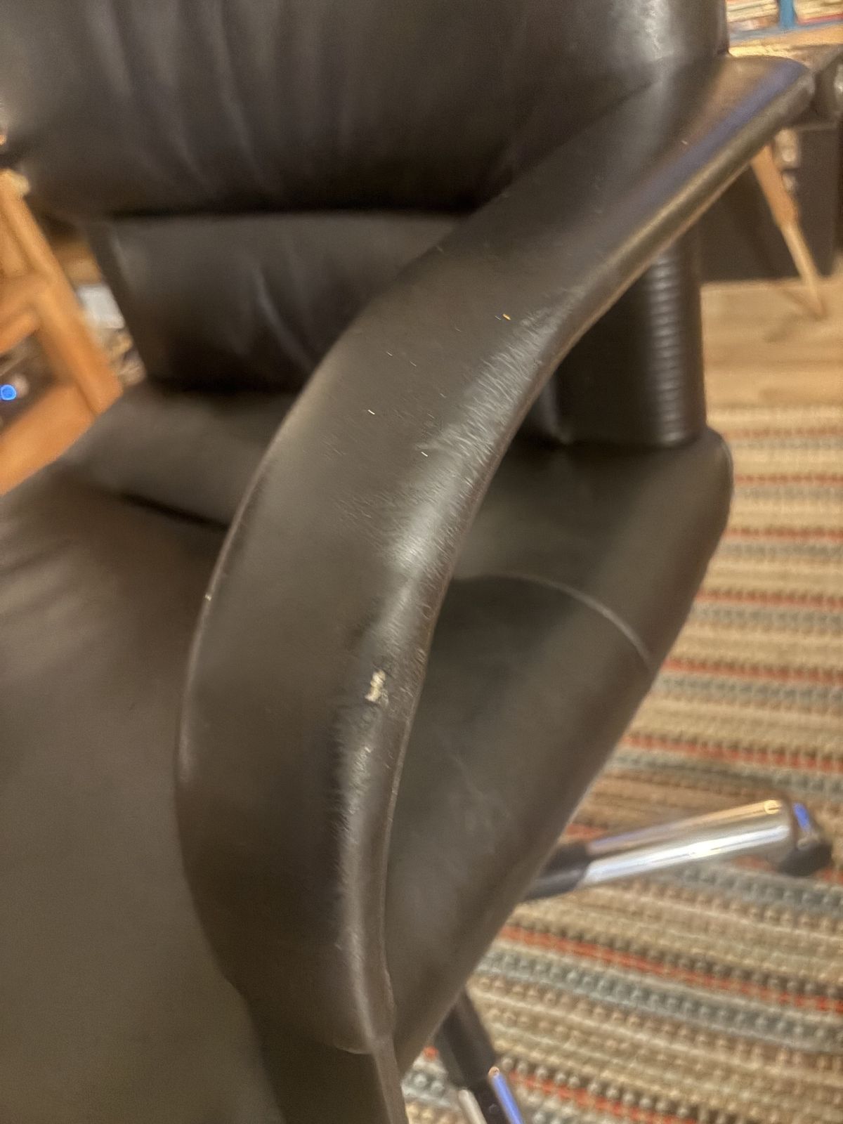 Mario Bellini Vitra Figura Bescu Italian Leather Executive Office Chair photo 800.0