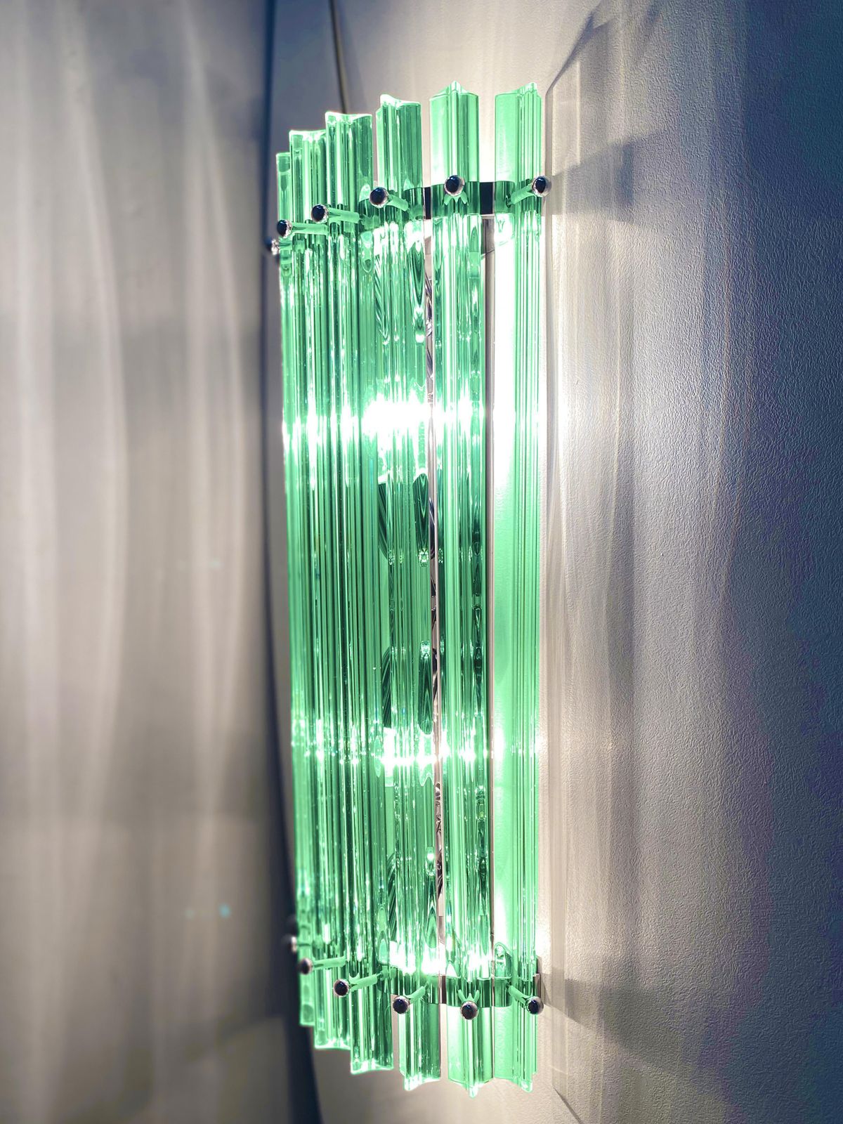 Set Of Two Contemporary Green Wather Triedro Murano Glass Wall Sconce photo for sale