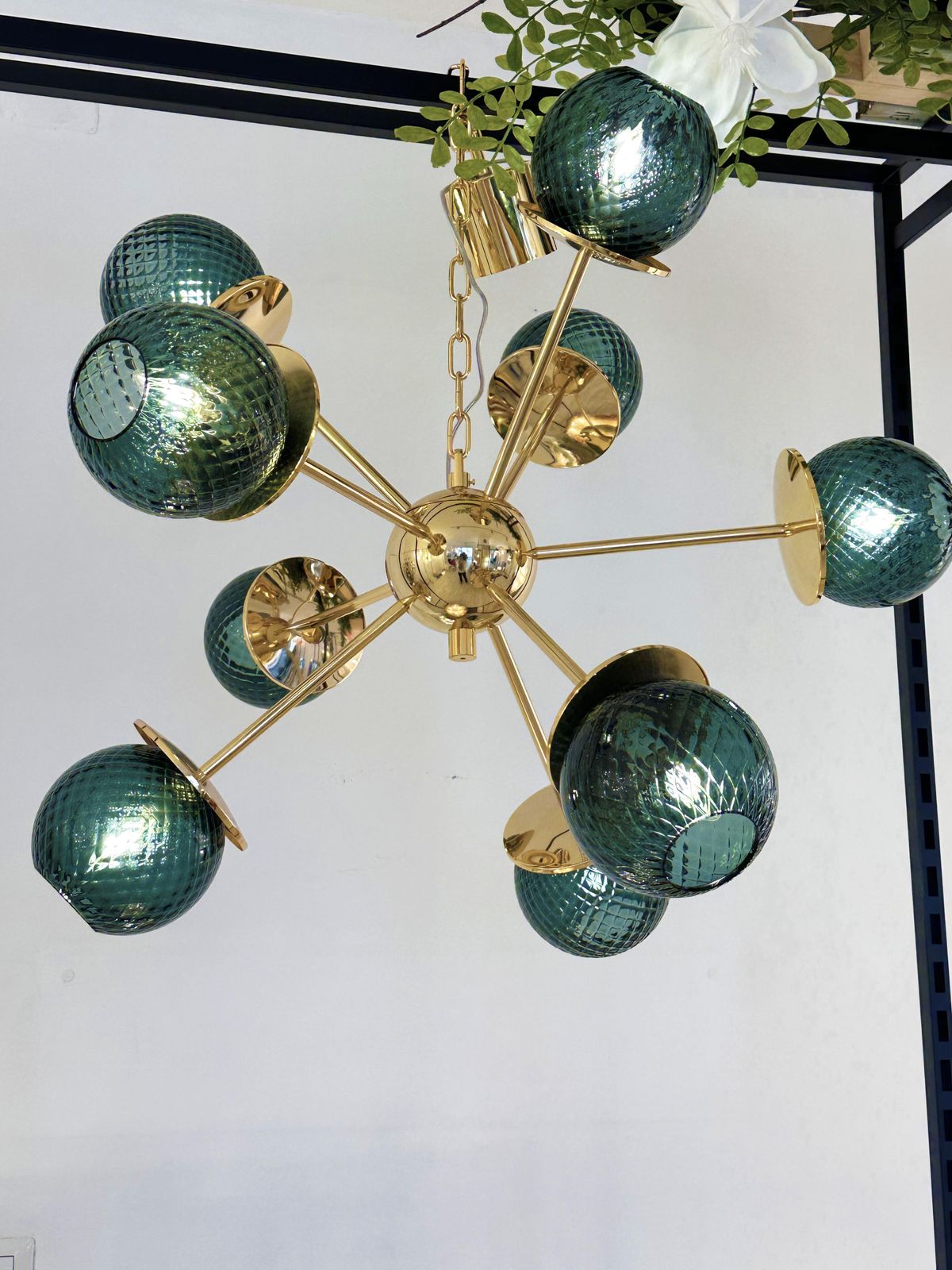 Italian Gold Chandelier Sputnik In Murano Glass Style Green "Balloton" photo furniture