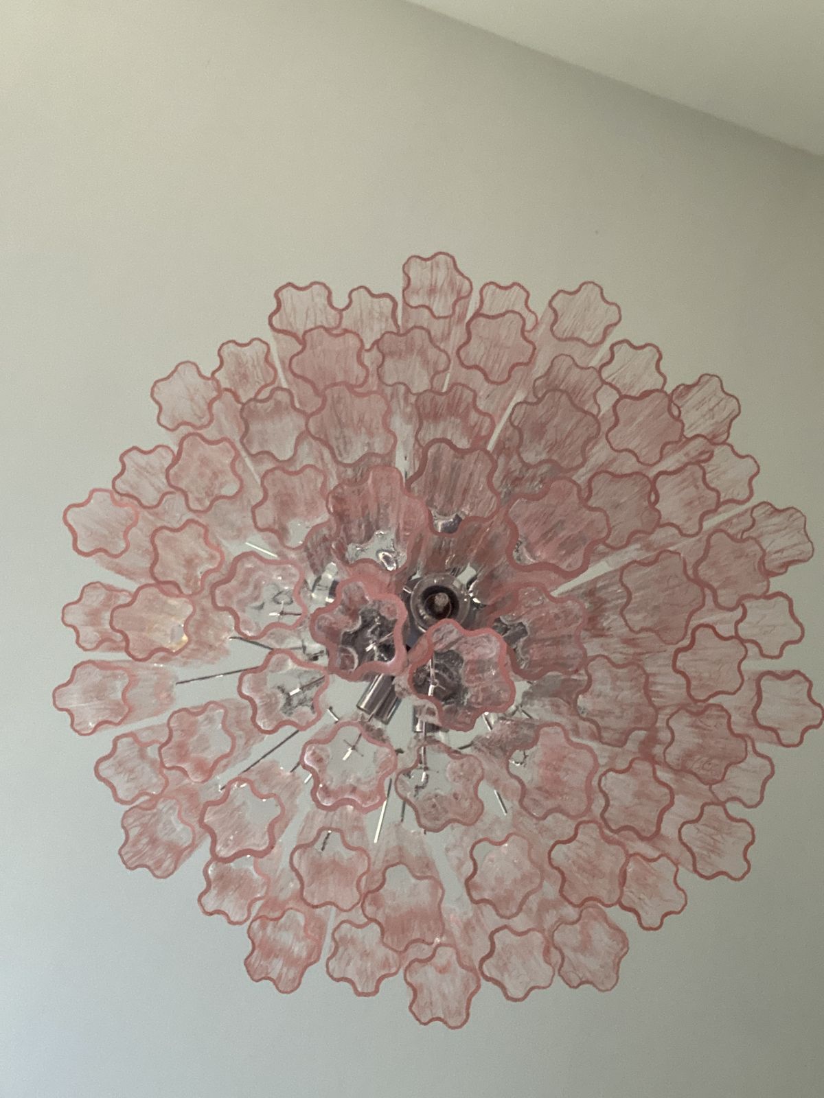 Contemporary Pink “Tronchi” Murano Glass Chandelier In Venini Style photo Lighting