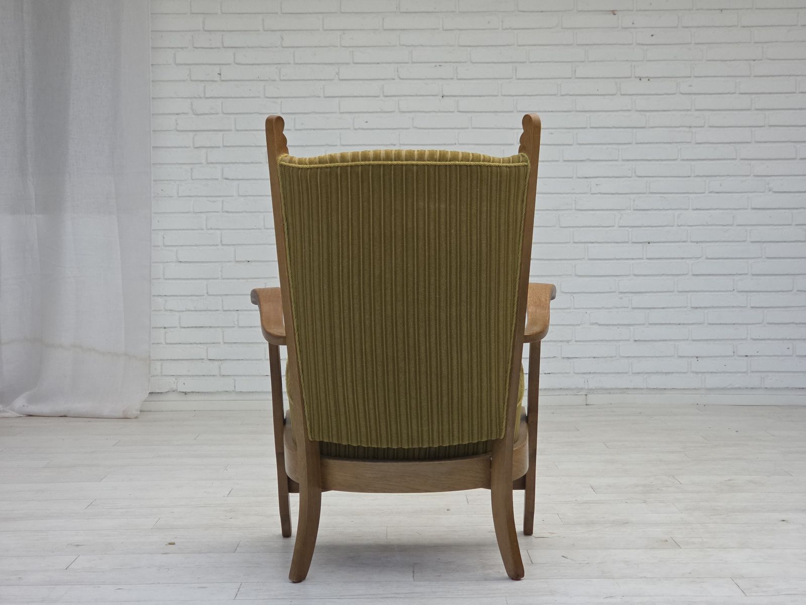 1970s, Scandinavian Armchair, Cotton/Wool Fabric, Solid Oak Wood, Original Condition. photo vintage