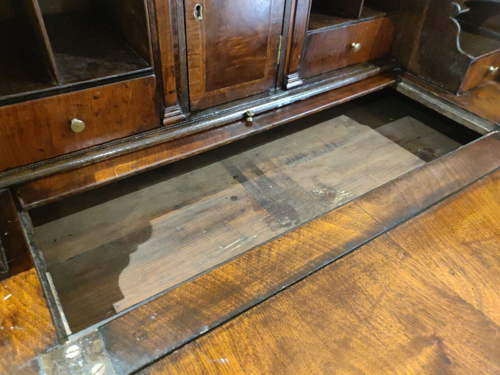 photo vinterior George I Writing Bureau Desk Walnut Featherband Antique 1700s Delivery Available
