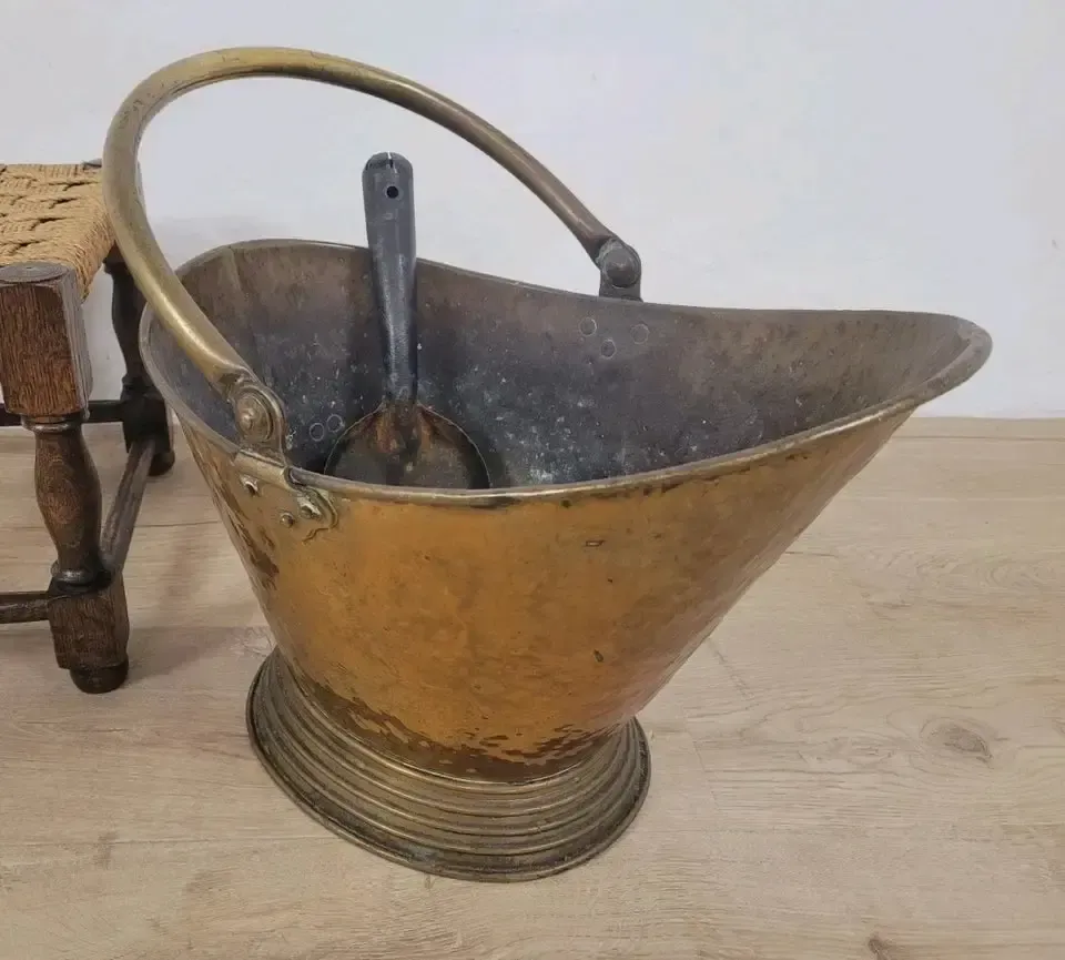 Victorian Brass Coal Scuttle Bucket Shovel 19thc Antique photo furniture