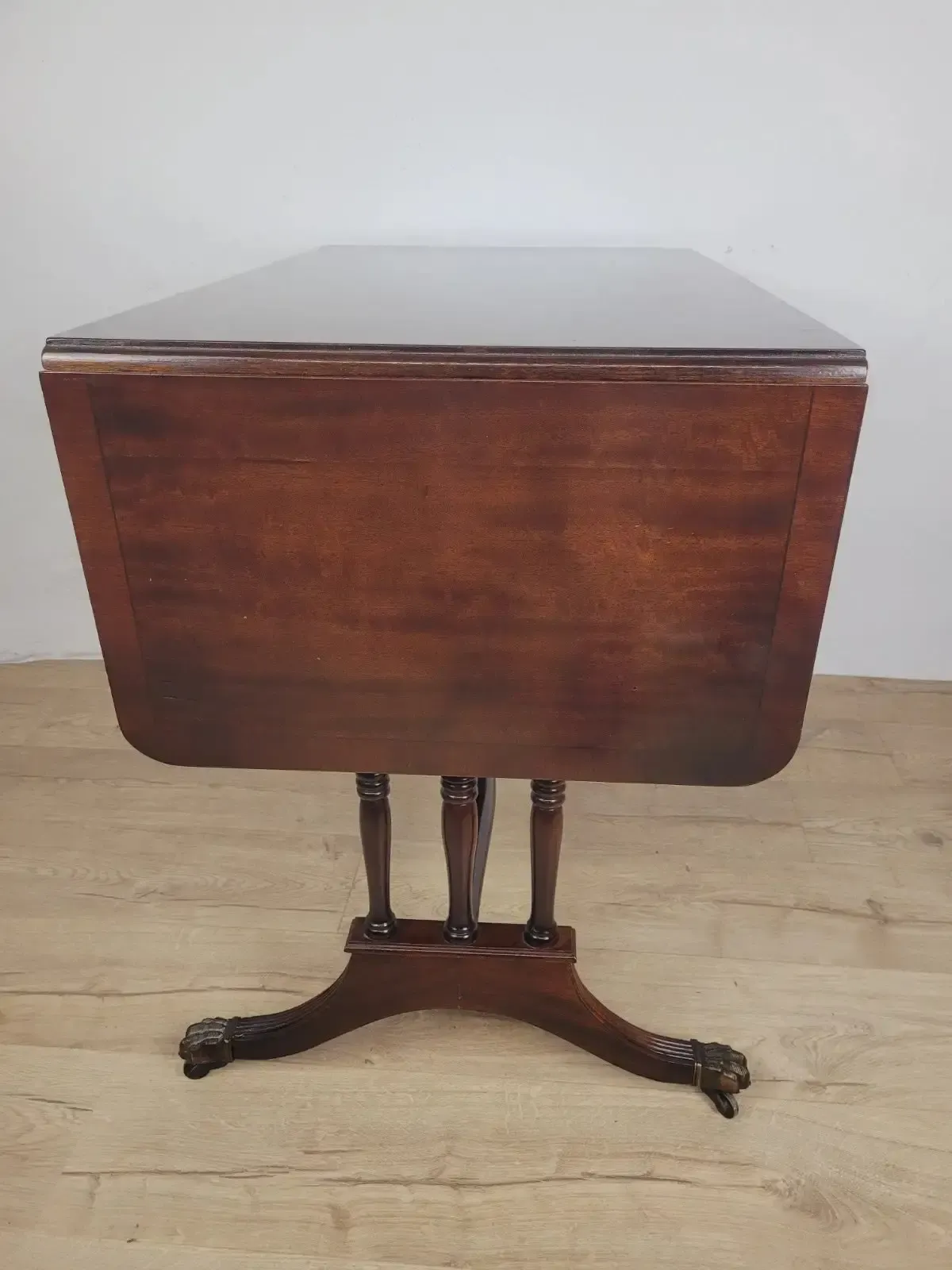 photo vintage Drop Leaf Side Table Drawers Mahogany Castors Vintage 1940s