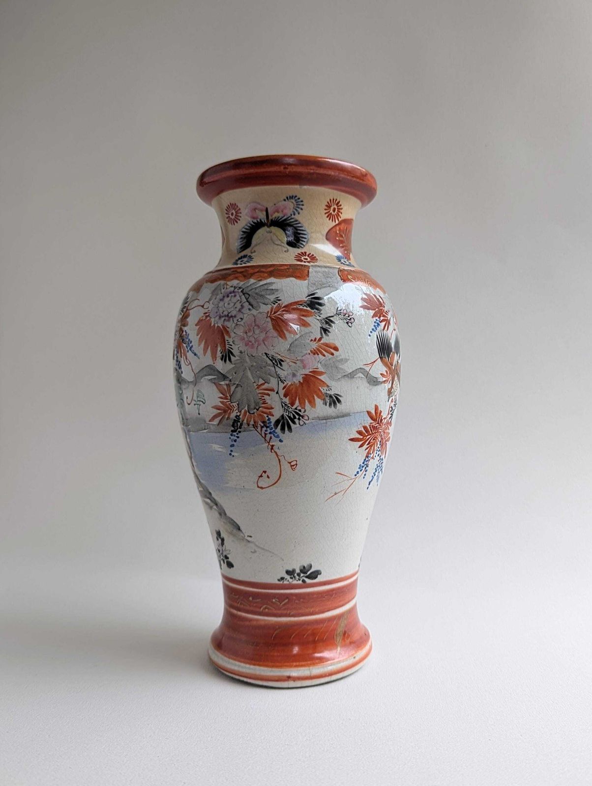 19th Century Red Japanese Meiji Kutani Vase, Hand Painted Gilt Porcelain photo Home Decor