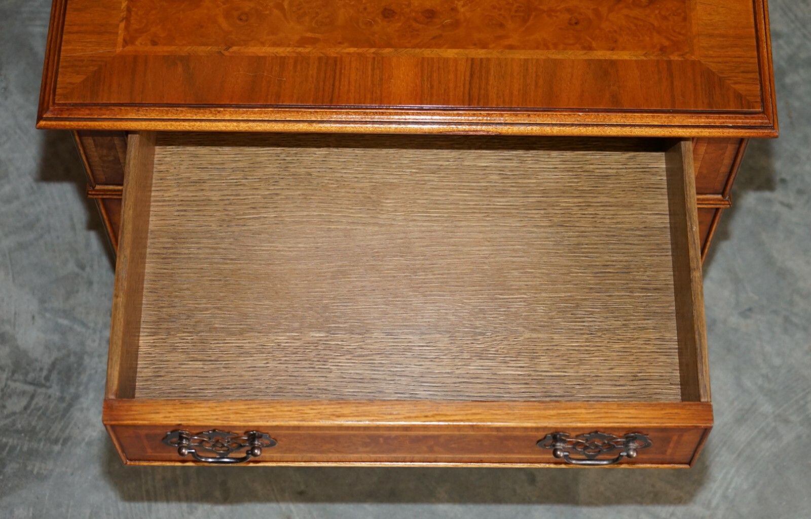 Furniture Lovely Pair Of Burr Walnut Brights Of Nettlebed Large Side End Lamp Wine Tables photo
