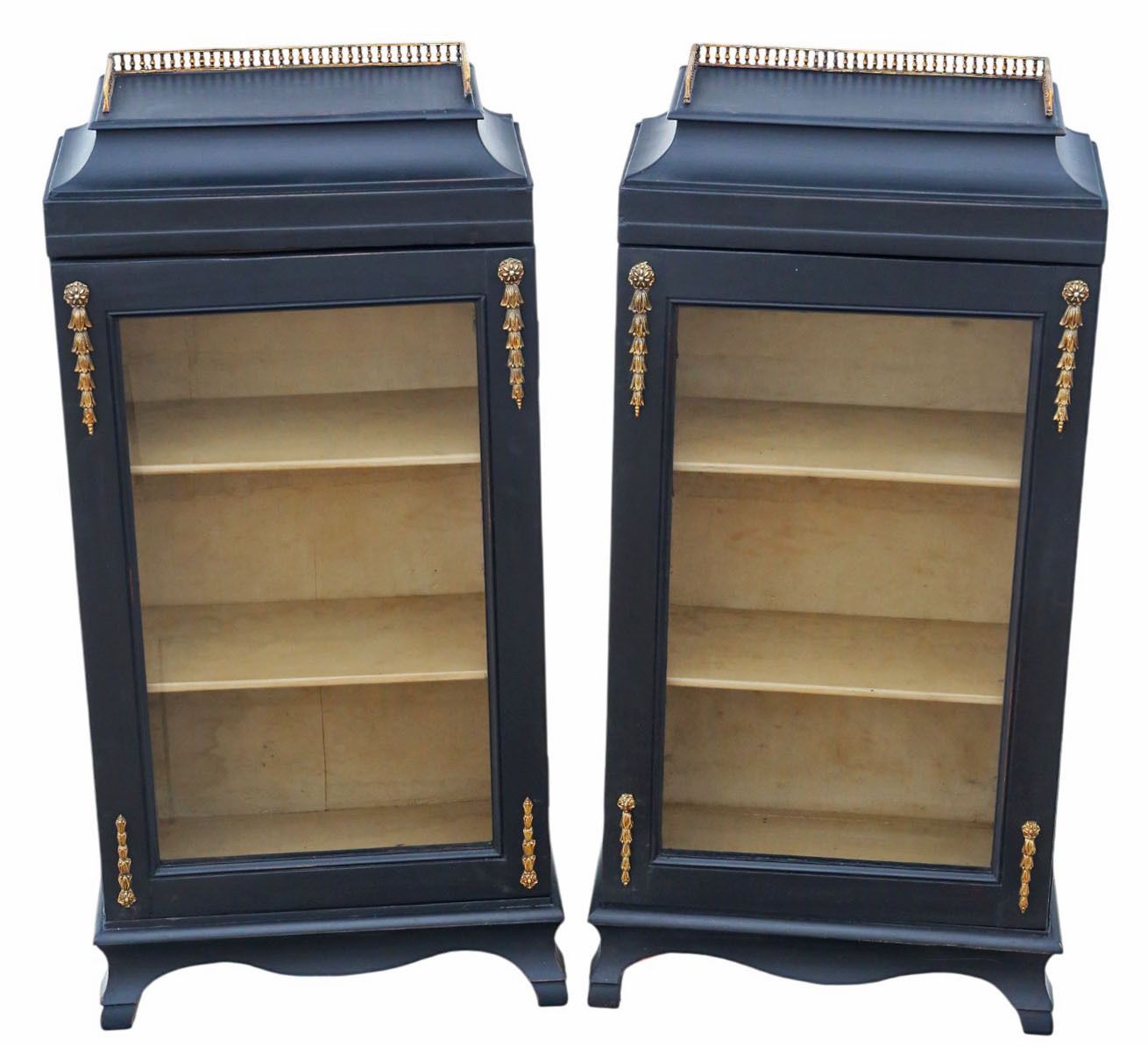 Antique Pair Of 19th Century Painted Pier Cabinets / Bookcases – Fine Quality Display Furniture photo furniture