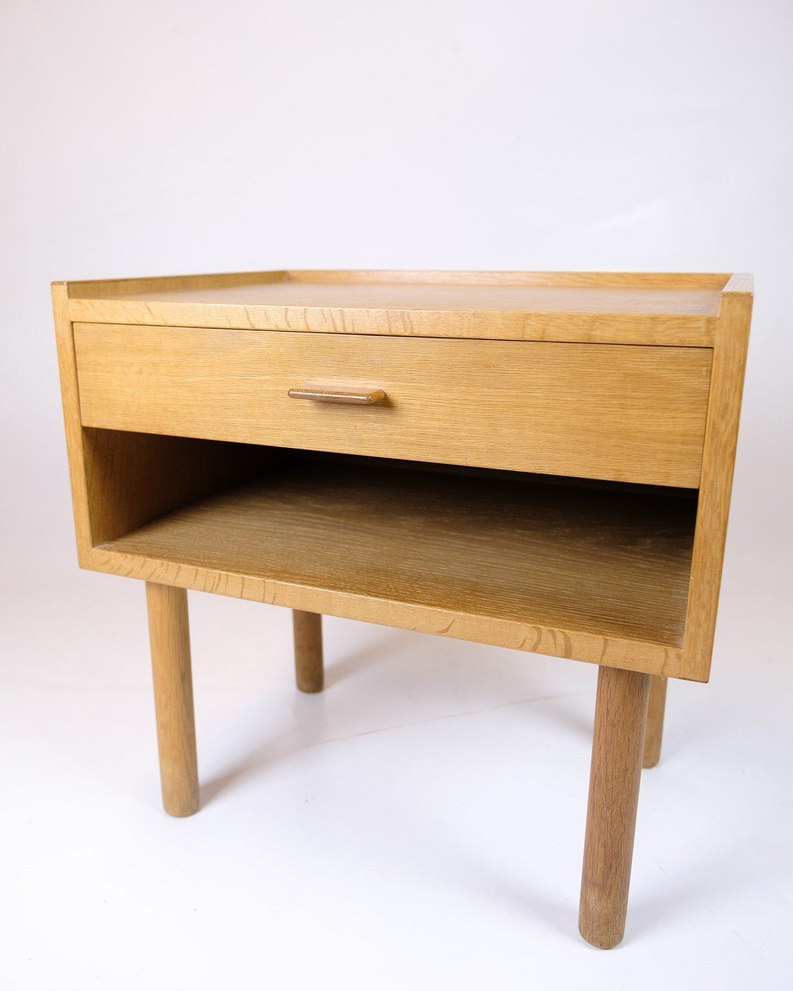 Bedside Table / Nightstand   Hans J. Wegner   Ry Furniture Factory   Oak   1960 photo for sale