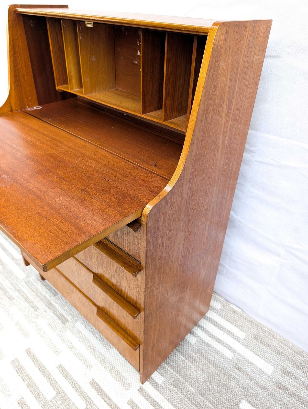 Sutcliffe Of Todmorden Mid Century Teak Bureau Laptop Desk – Original Vintage photo 475.0