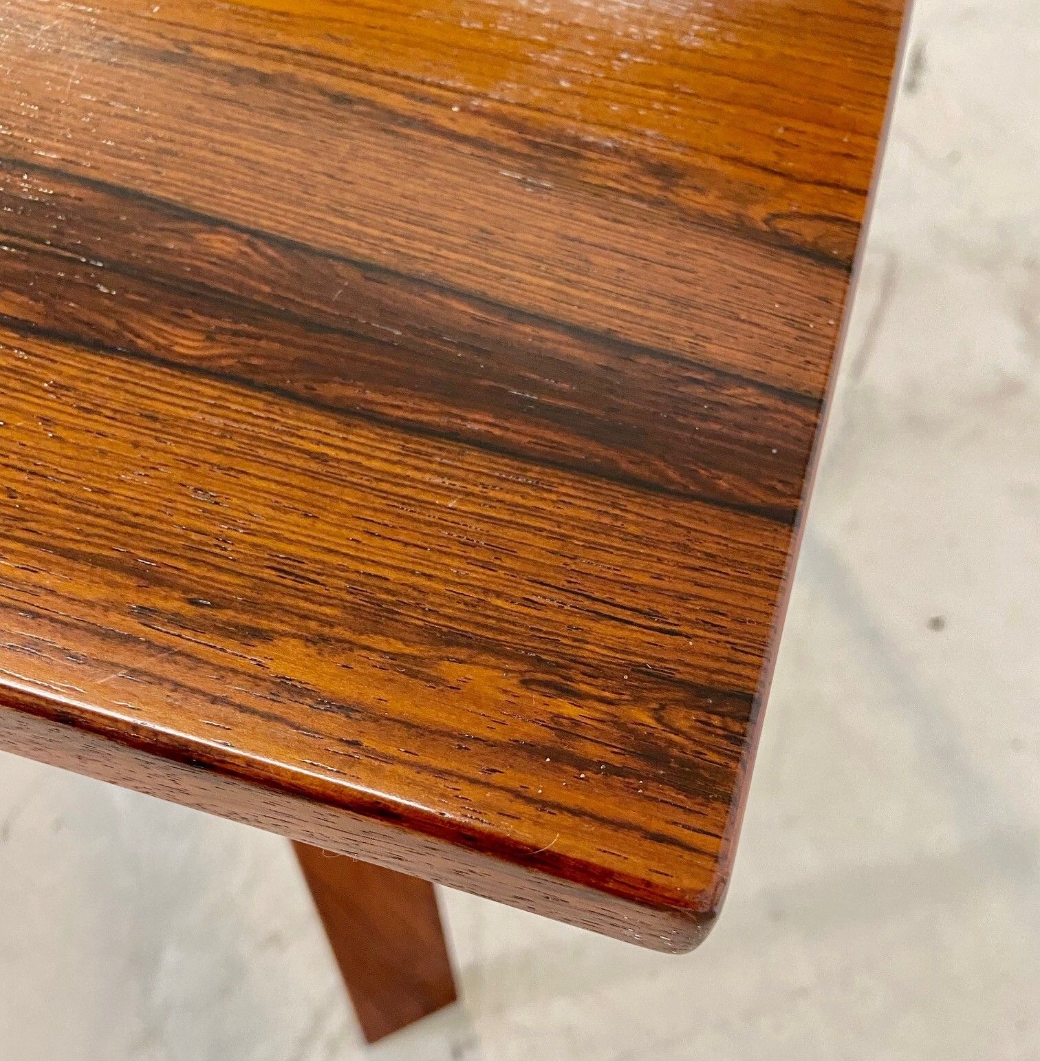 photo vinterior Vintage Danish Mid Century Rosewood  Coffee Table 1960s