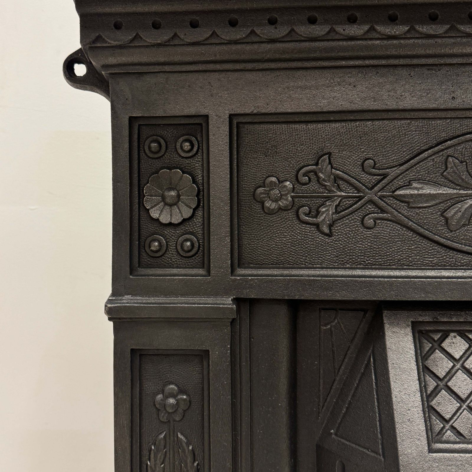 Antique Cast Iron Combination Fireplace photo vinterior