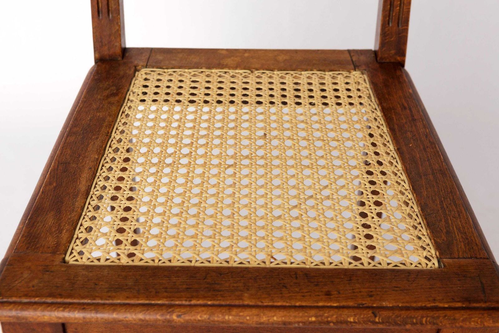 Antique Belgian Chair – Early 20th Century Beechwood Dining Chair With Turned Wood Details & New Woven Seat photo Furniture