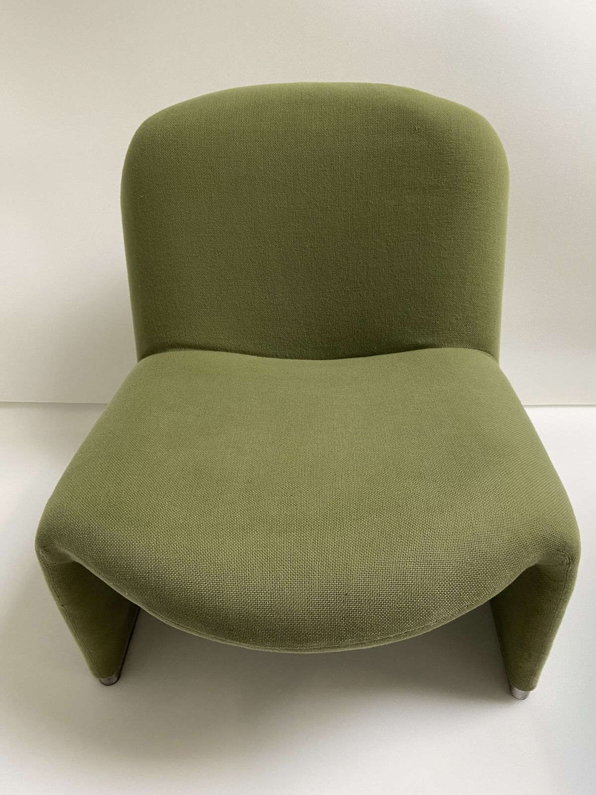 Castelli Alky Chairs, Mid 20th Century photo furniture