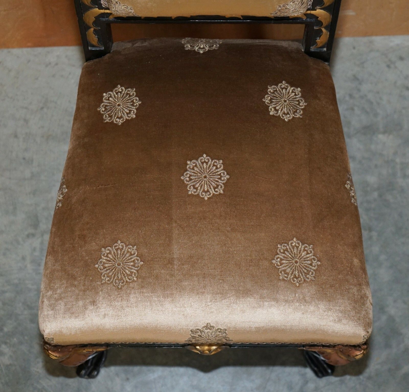 Four Restored Antique Victorian Heavily Carved Ebonised Gold Gilt Dining Chairs photo vinterior