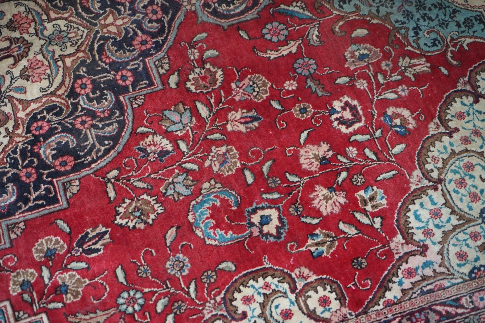photo furniture Stunning Extra Large 406cm X 279cm Fine Antique French Country House Rug Carpet