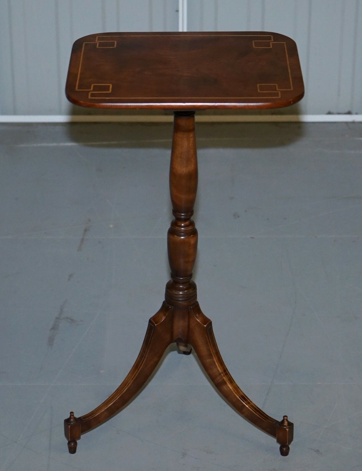 Pair Of Vintage Flamed Walnut & Inlaid Regency Style Tripod Side End Lamp Tables photo Furniture