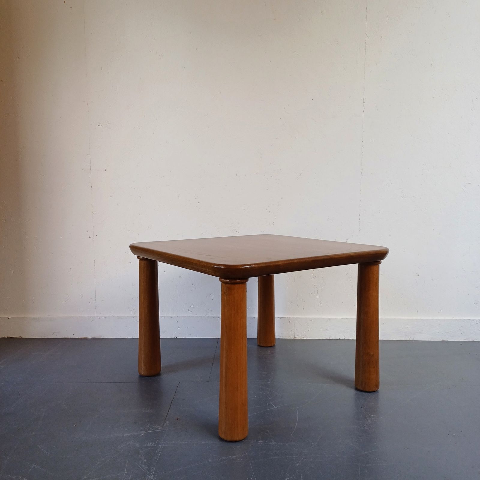 1980s Square Coffee Table With Tapering Legs And Curved Edges photo buy
