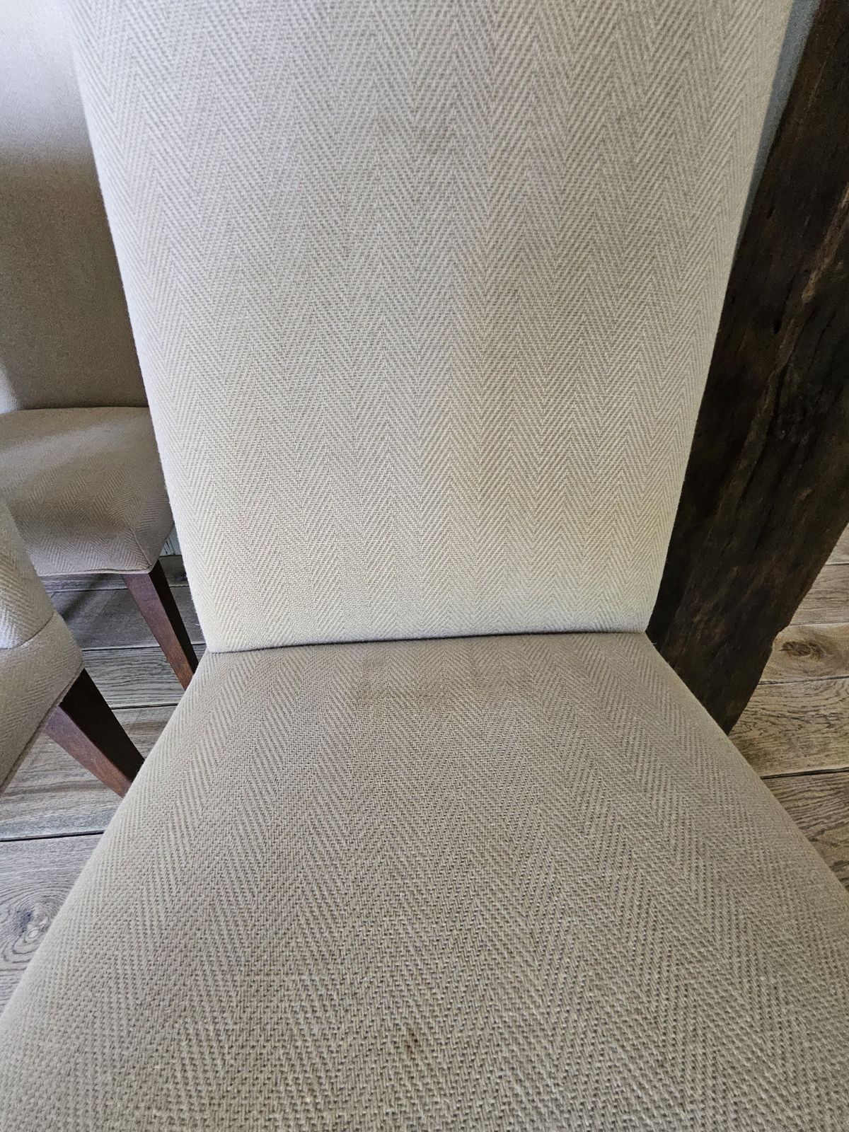 8 Lovely Neutral Bespoke Upholstered Dining Chairs In De Le Cuona Herringbone Woven Linen. photo 385.0