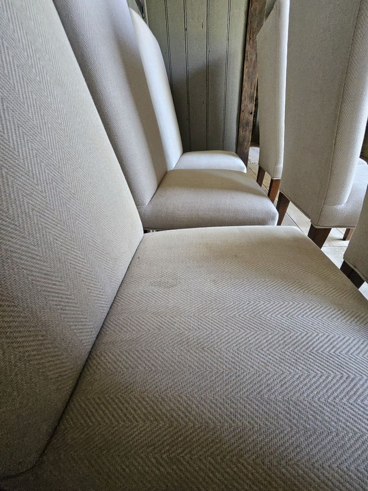 8 Lovely Neutral Bespoke Upholstered Dining Chairs In De Le Cuona Herringbone Woven Linen. photo buy