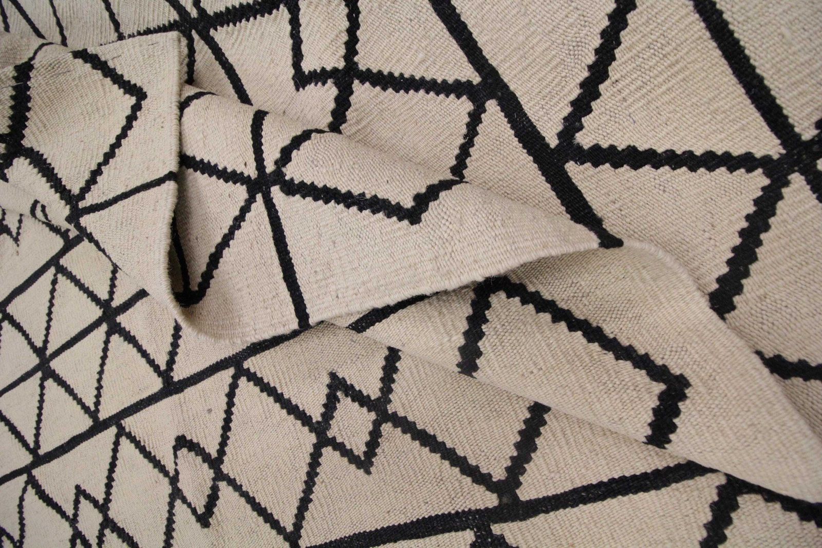 Cream & Black Wool Kilim Rug: Modern Geometric Flatweave Handmade Carpet (7.8 X 5.10 Ft.) photo 1700.0