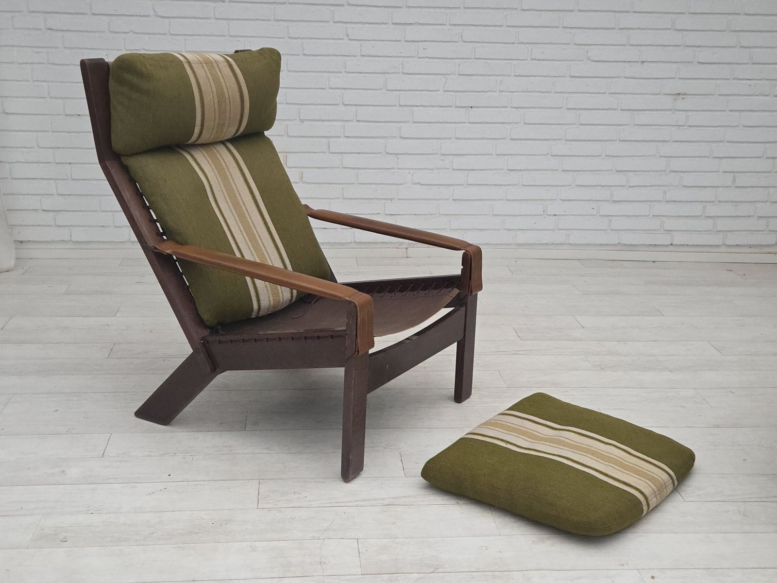 photo for sale 1970s, Norwegian Design By Peter Opsvik For Westnofa, Highback Armchair.