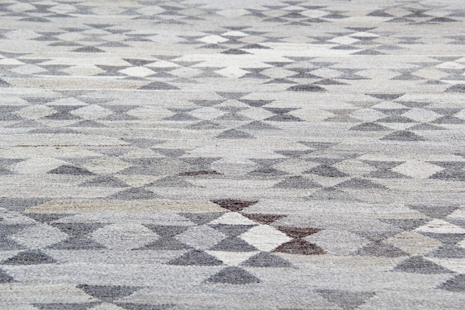 Handmade Afghan Kilim Rug: Grey Wool Geometric Flatweave (7.10 X 5.9 Ft.) photo Textiles